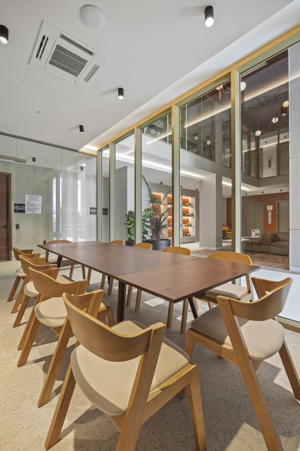 Amenity / interior